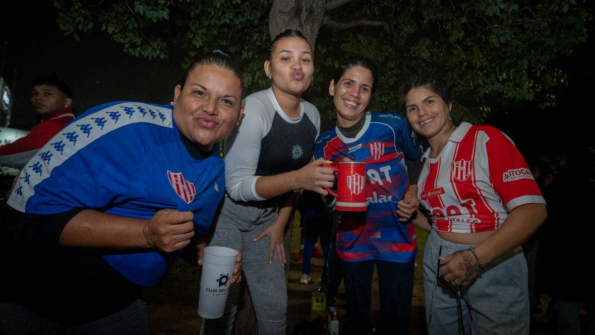 Las chicas rojiblancas, presentes en el aniversario. Las chicas rojiblancas, presentes en el aniversario.