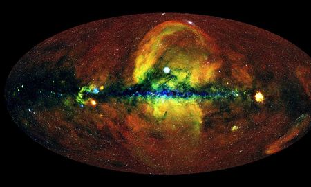 La imagen del cielo en rayos X, tomada por el telescopio ruso eROSITA. La imagen del cielo en rayos X, tomada por el telescopio ruso eROSITA.