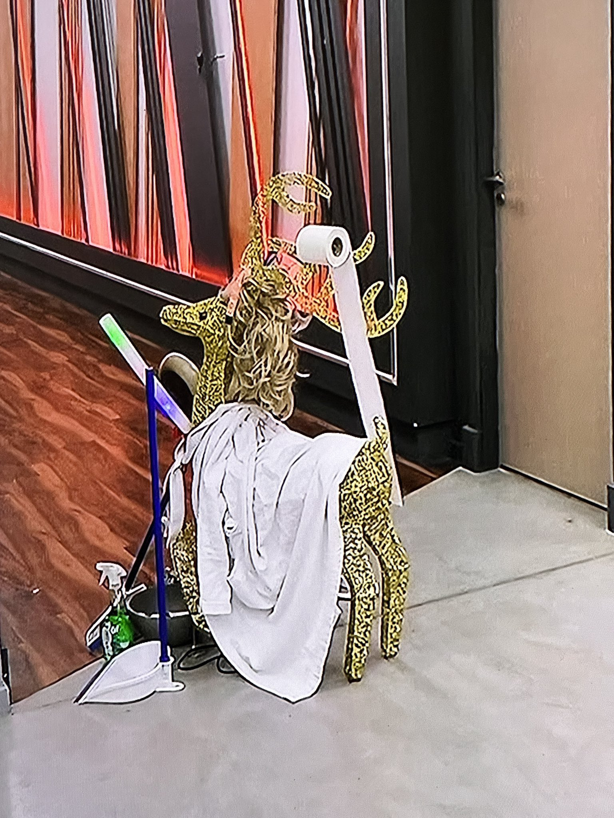 Lucía y Catalina crearon un “monumento” para Isabel, la participante que fue recientemente eliminada de Gran Hermano. Lucía y Catalina crearon un “monumento” para Isabel, la participante que fue recientemente eliminada de Gran Hermano.