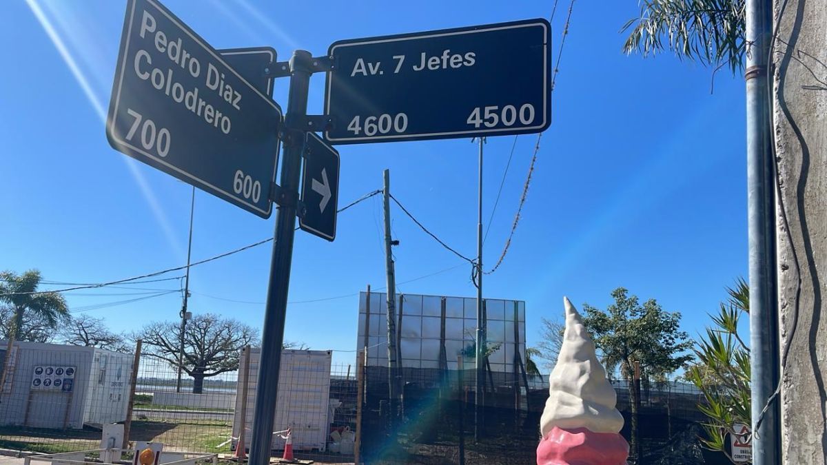El robo en la heladería de barrio 7 Jefes ocurrió durante la madrugada.
