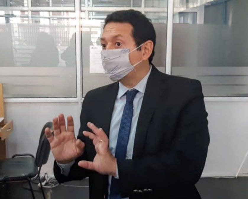 El fiscal Estanislao Giavedoni habló desde el móvil de Aire en la sede el MPA