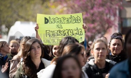 Pago a prestadores de discapacidad: proponen que IAPOS se ajuste al nomenclador nacional. Pago a prestadores de discapacidad: proponen que IAPOS se ajuste al nomenclador nacional.