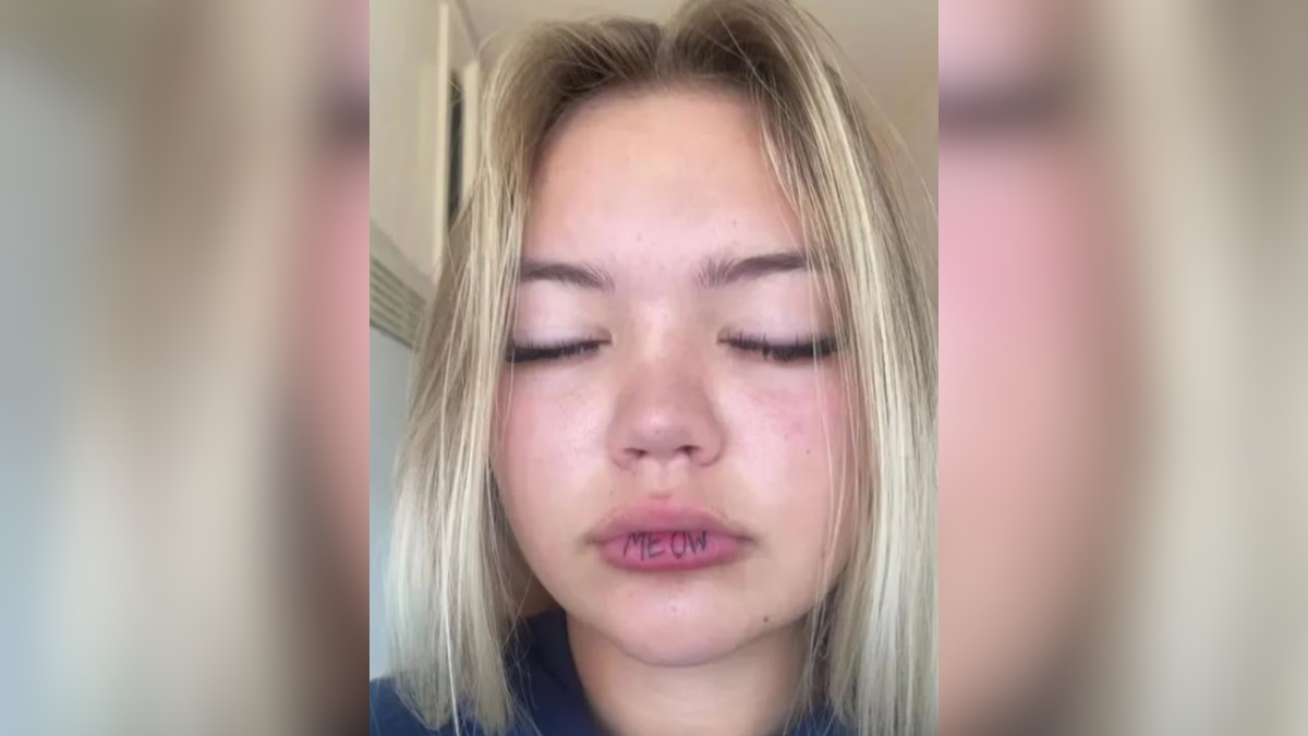 Quiso hacerse un tatuaje oculto, pero todo le salió mal y se hizo viral. Quiso hacerse un tatuaje oculto, pero todo le salió mal y se hizo viral.