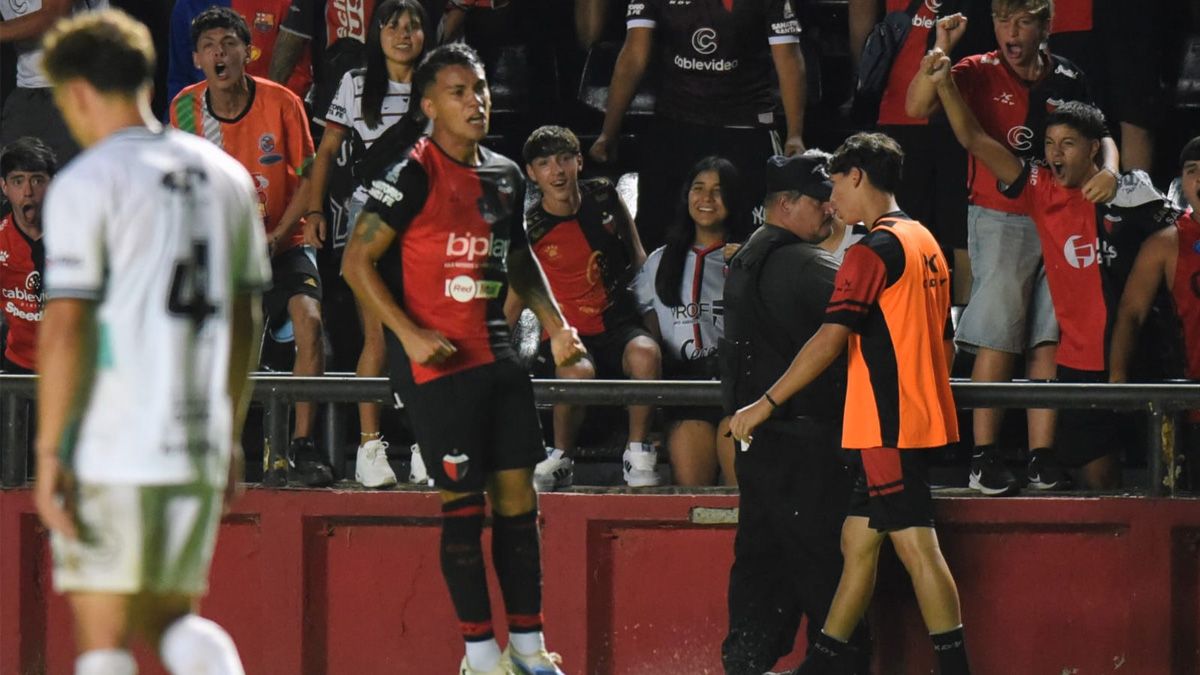 Conrado Ibarra jugó más adelantado y creció en confianza con su primer gol en Primera. Conrado Ibarra jugó más adelantado y creció en confianza con su primer gol en Primera.