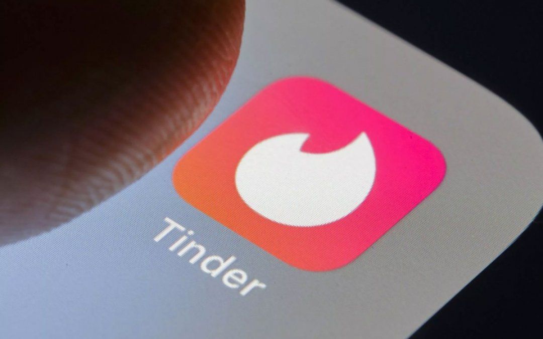 Insólito: la curiosa lista de un hombre en Tinder para aceptar a las mujeres
