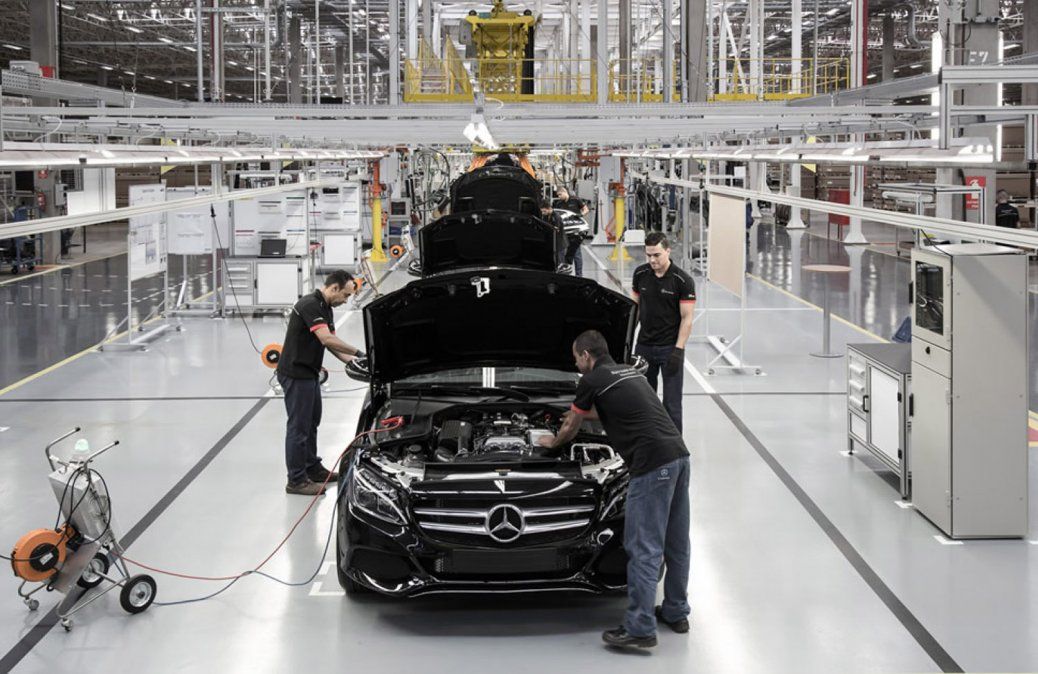 Producción de los Mercedes-Benz GLA y Clase C en Brasil.