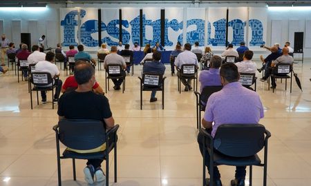 Federación de Sindicatos de Trabajadores Municipales de la provincia de Santa Fe (Festram), los representantes de intendentes y presidentes comunales asumieron el compromiso de construir en forma conjunta una política salarial. Federación de Sindicatos de Trabajadores Municipales de la provincia de Santa Fe (Festram), los representantes de intendentes y presidentes comunales asumieron el compromiso de construir en forma conjunta una política salarial.
