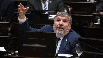 José Mayans acusó a Javier Milei de querer humillar a Victoria Villarruel y gobernar como un dictador