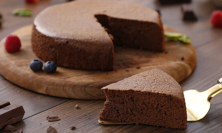 Bizcochuelo de café sin horno: la receta con tan solo 4 ingredientes, rápida y deliciosa