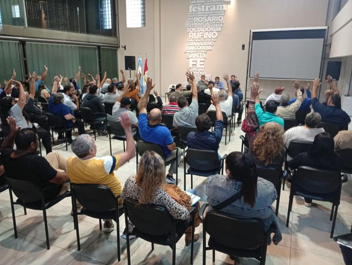 El plenario de secretarios generales de la Festram se reunió este jueves en Santa Fe.