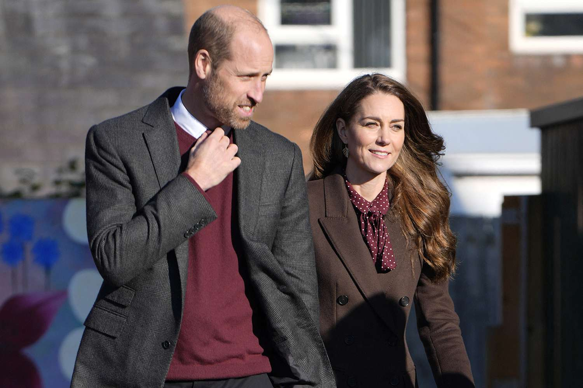 Kate Middleton y el príncipe William fueron vistos en Southport. Kate Middleton y el príncipe William fueron vistos en Southport.