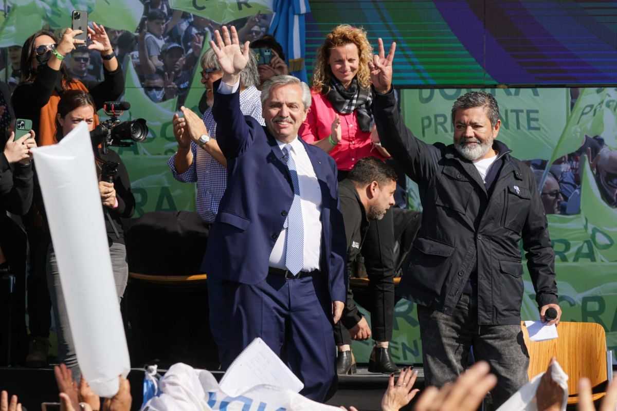 Invitado por la UOCRA, el presidente Alberto Fernández participó de un acto en La Matanza.