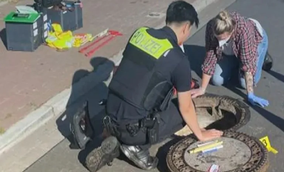 Con ayuda de los bomberos y la policía se pudo rescatar al menor