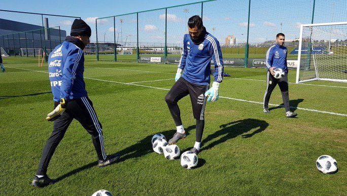 Sin Messi, Argentina se entrenó en Manchester