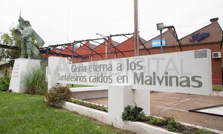 El centro de excombatientes se ubica en Pedro Vittori 4282 de la ciudad de Santa Fe. El centro de excombatientes se ubica en Pedro Vittori 4282 de la ciudad de Santa Fe.
