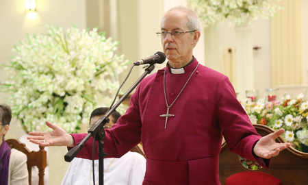La Iglesia de Inglaterra debate usar lenguaje neutro para referirse a Dios: No es ni hombre, ni mujer La Iglesia de Inglaterra debate usar lenguaje neutro para referirse a Dios: No es ni hombre, ni mujer
