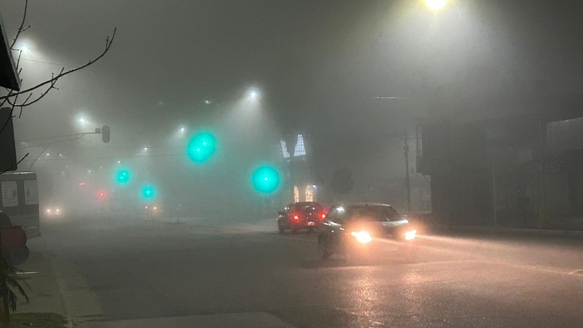 La niebla cubrió rutas y accesos a Santa Fe durante la mañana del martes