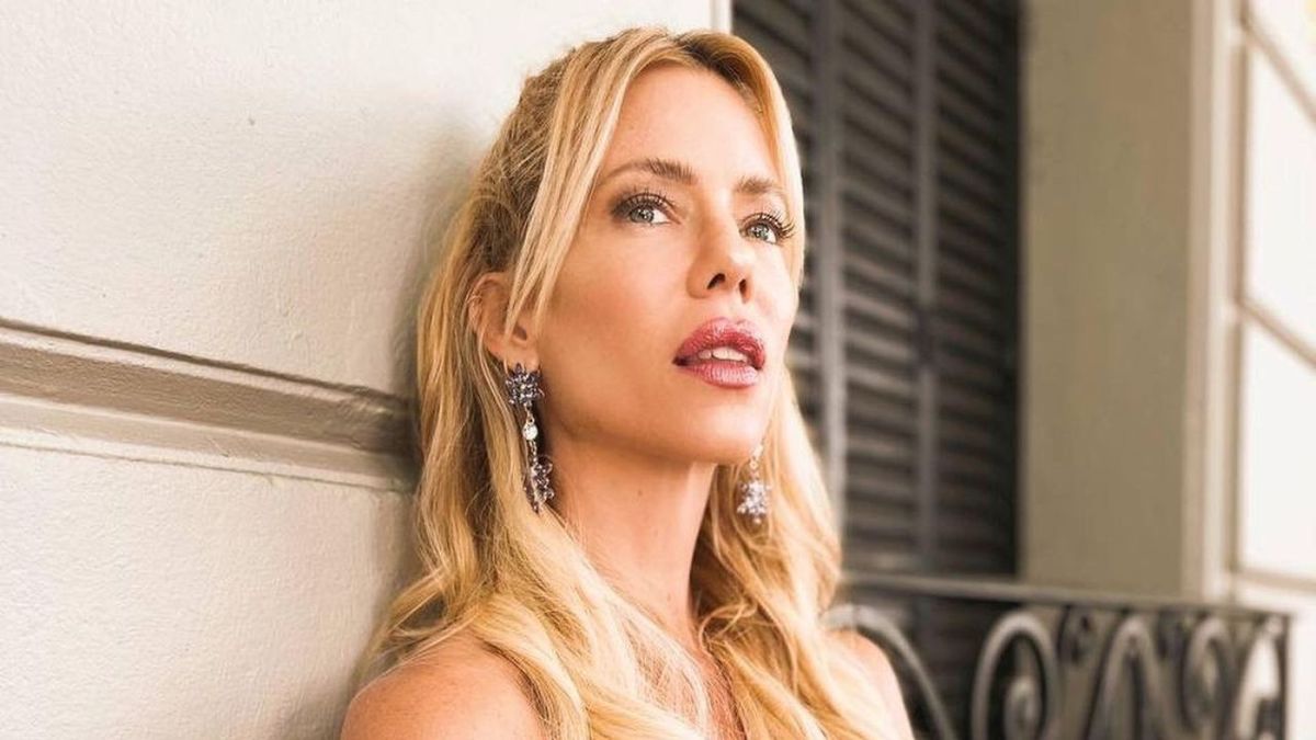 Nicole Neumann volvió a lucir su panza de tres meses sin problemas durante su luna de miel en Miami.