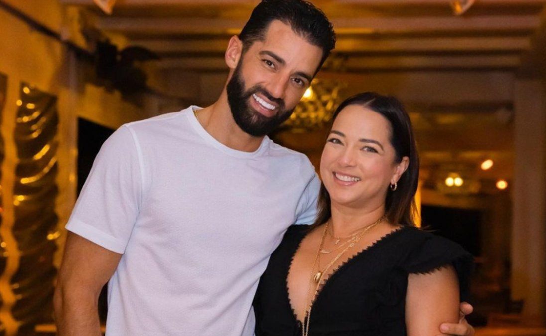 Adamari López y Toni Costa.