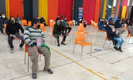 El Ministerio de Salud de la provincia de Santa Fe informó que ya está disponible en el sitio Santa Fe Vacuna (https://www.santafe.gob.ar/santafevacunacovid/inicio) la opción para que las personas gestantes.