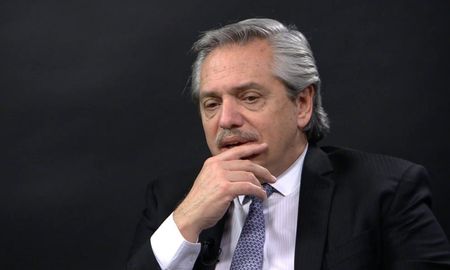Alberto Fernández. Alberto Fernández.