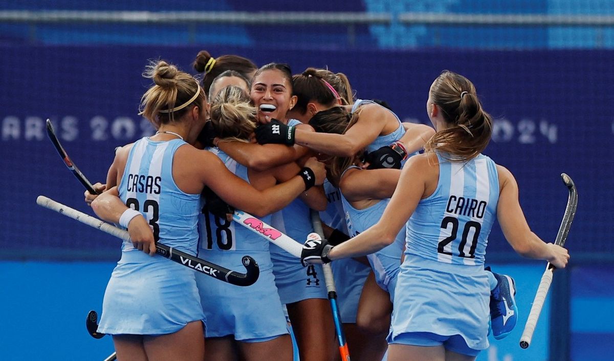 Las Leonas enfrentarán a Gran Bretaña el sábado 3 de agosto a las 5 de la madrugada en horario argentino. Las Leonas enfrentarán a Gran Bretaña el sábado 3 de agosto a las 5 de la madrugada en horario argentino.