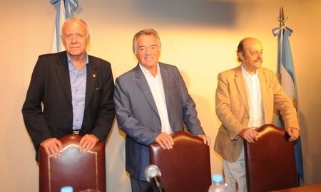 barrionuevo presento al equipo interventor del pj con criticas a macri barrionuevo presento al equipo interventor del pj con criticas a macri