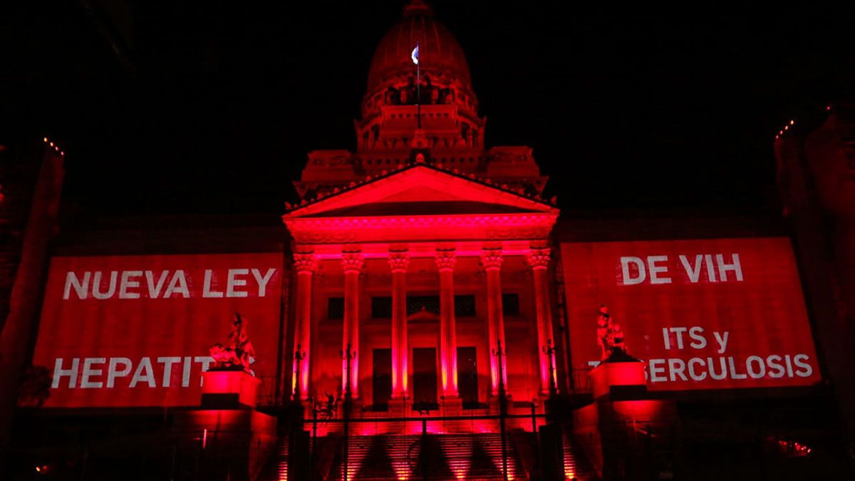 Por su parte, José María Di Bello, de la Fundación Efecto Positivo (GEP), afirmó que