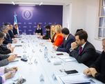 En ese marco, se informó que el próximo domingo llegará a la Argentina una comisión de trabajo de la Santa Sede.