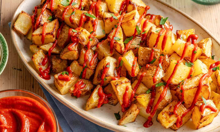 Jesús Sánchez, chef: “Para hacer las mejores papas bravas hay que cocinarlas antes de freírlas” Jesús Sánchez, chef: “Para hacer las mejores papas bravas hay que cocinarlas antes de freírlas”