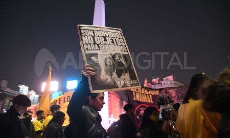 Proteccionistas y veganos marcharon al Congreso en el Día de la Lucha por la Liberación Animal. Proteccionistas y veganos marcharon al Congreso en el Día de la Lucha por la Liberación Animal.