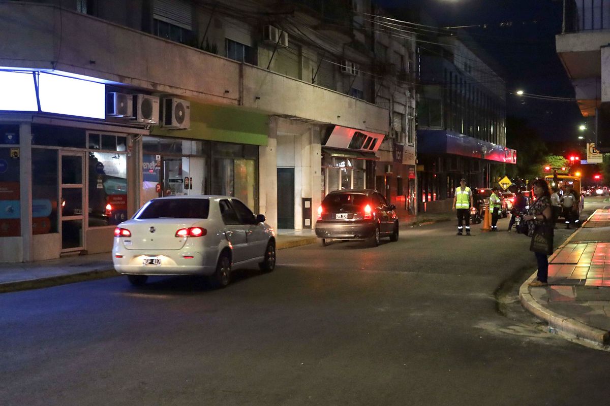 Operativos de control en Santa Fe: el fin de semana retuvieron 225 vehículos en infracción.