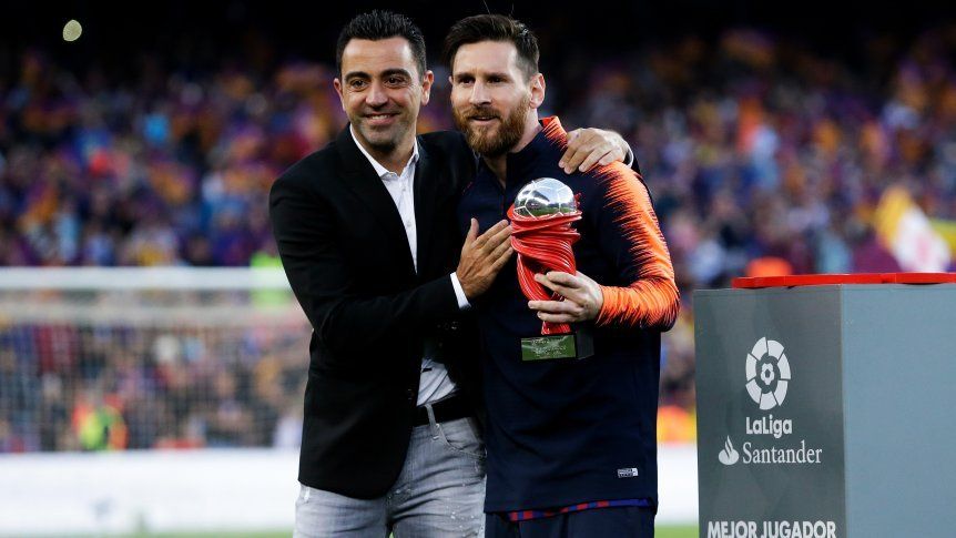 Xavi defendió a Messi en una radio de Villa Trinidad