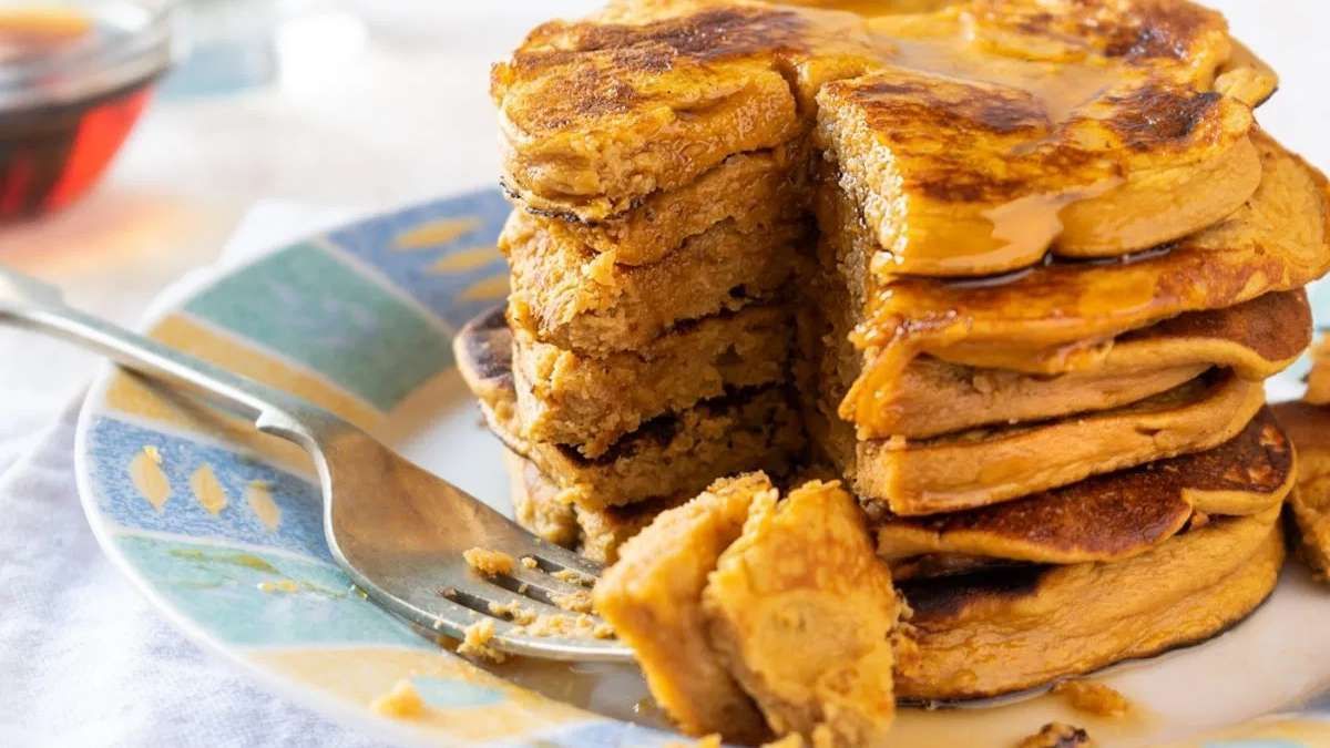 Estos deliciosos pancakes de batata son ideales para el desayuno o la merienda.