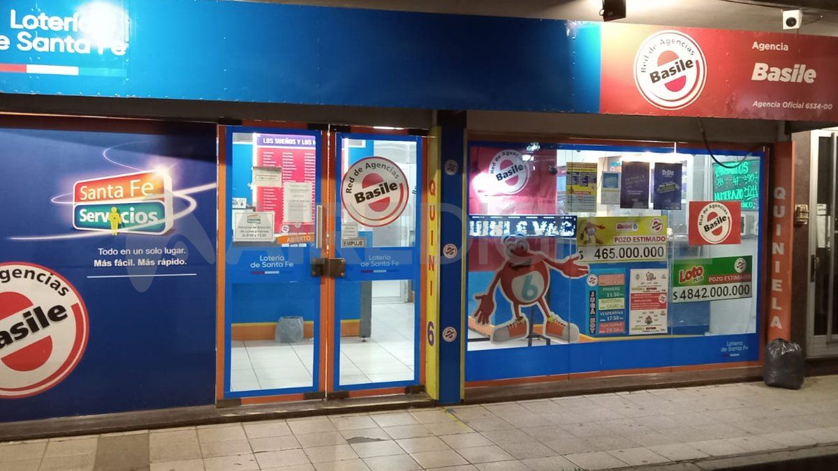 La agencia ganadora está ubicada en San Jerónimo y Tucumán en la ciudad de Santa Fe. La agencia ganadora está ubicada en San Jerónimo y Tucumán en la ciudad de Santa Fe.