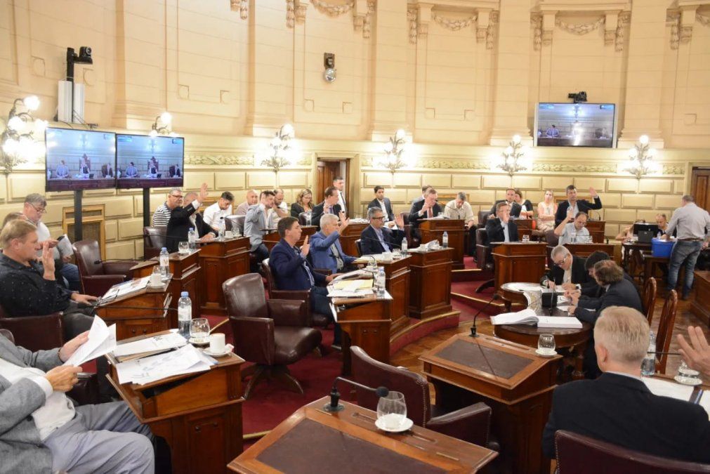 En el Senado, se aprobó la modificación del artículo 221 (Alternativas a la prisión preventiva) de la ley 12.734.