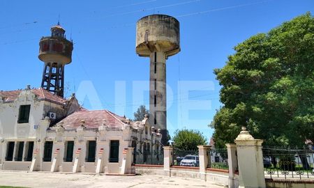 Coronda, la Unidad Penitenciaria donde Calderón gestionó, mediante llamadas telefónicas, la llegada de un cargamento de droga. Coronda, la Unidad Penitenciaria donde Calderón gestionó, mediante llamadas telefónicas, la llegada de un cargamento de droga.