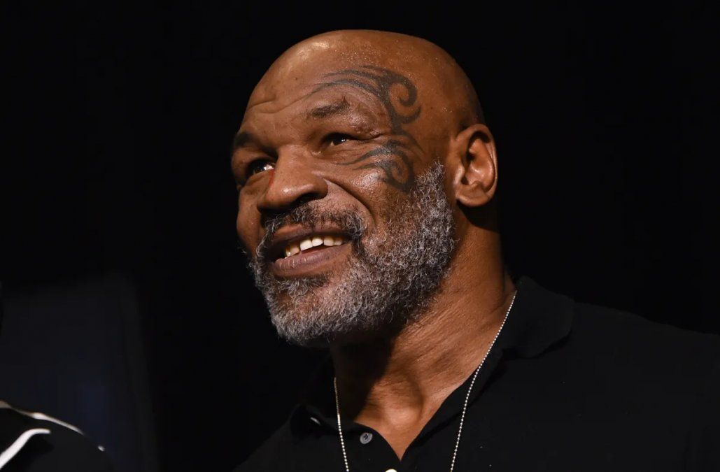 Mike Tyson le dio una paliza a un pasajero que lo molestaba en un avión