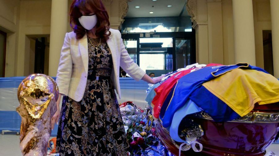 Dalma explicó por qué no saludaron a Cristina Fernández en el velorio de Diego.