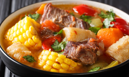 Puchero con osobuco. Puchero con osobuco.