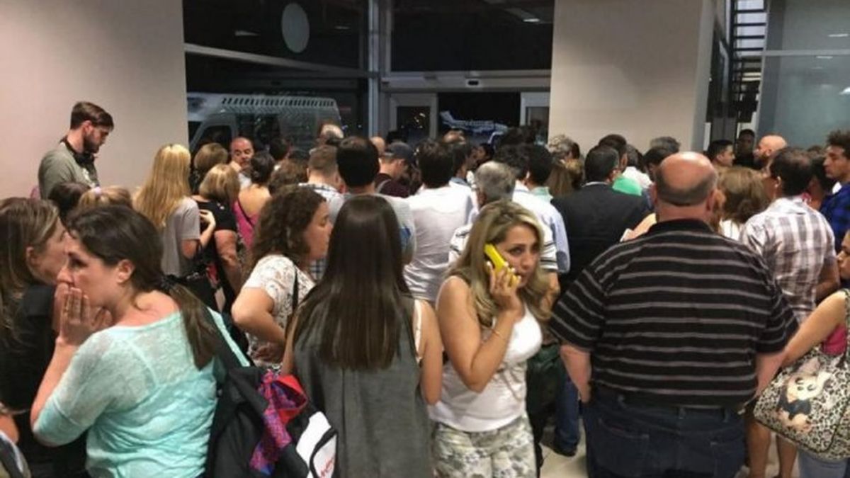 La pesada broma que hizo cerrar el aeropuerto de Tucumán y desviar un vuelo