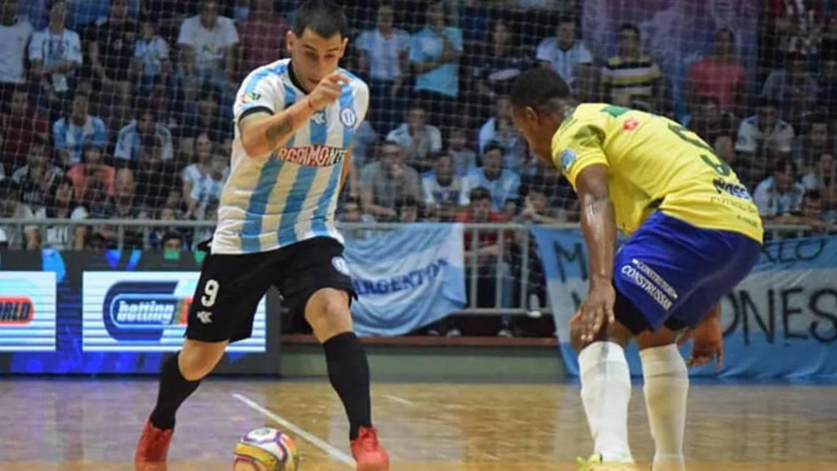 Matías Rima, un ex campeón mundial de futsal. Matías Rima, un ex campeón mundial de futsal.
