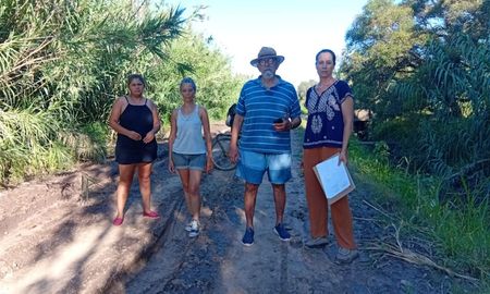 Desde hace más de una década, vecinos del barrio La Esmeralda reclaman obras de ripiado en un tramo de entre 400 y 500 metros del Callejón Roca Desde hace más de una década, vecinos del barrio La Esmeralda reclaman obras de ripiado en un tramo de entre 400 y 500 metros del Callejón Roca