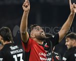 Por la lesión de Jorge Benítez, Ramón Ábila puede volver a la titularidad este domingo cuando Colón visite a Boca, por la Liga Profesional. Por la lesión de Jorge Benítez, Ramón Ábila puede volver a la titularidad este domingo cuando Colón visite a Boca, por la Liga Profesional.