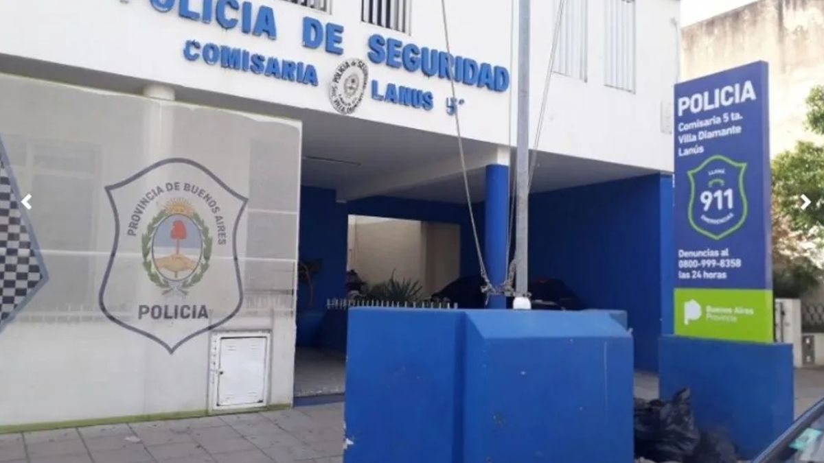 Polic&iacute;as de Villa Diamante -Lan&uacute;s- detuvieron a la mujer