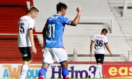 Juan Carlos Portillo charló en exclusiva con Dale Dale Deportivo, en medio del gran presente que atraviesa Unión. Juan Carlos Portillo charló en exclusiva con Dale Dale Deportivo, en medio del gran presente que atraviesa Unión.