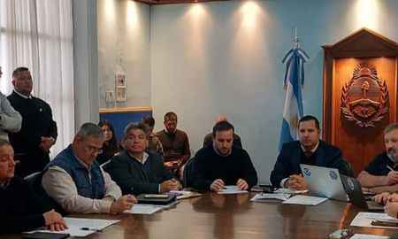 El encuentro de la Mesa de Alerta Temprana y Preparación ante El Niño, organizado por la Agencia Federal de Emergencias (AFE), se realizó en la sede del Gobierno de Corrientes y contó también con la presencia de autoridades de Buenos Aires, Entre Ríos, Chaco, Santiago del Estero y Misiones. El encuentro de la Mesa de Alerta Temprana y Preparación ante El Niño, organizado por la Agencia Federal de Emergencias (AFE), se realizó en la sede del Gobierno de Corrientes y contó también con la presencia de autoridades de Buenos Aires, Entre Ríos, Chaco, Santiago del Estero y Misiones.