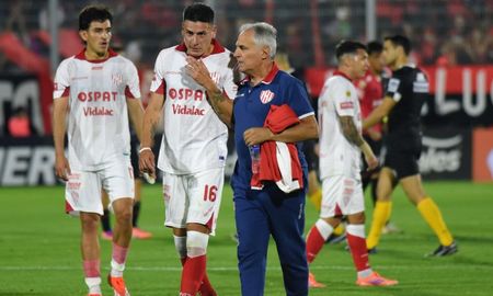 A pesar de las molestias: Vargas, Estigarribia y Tarragona podrían jugar ante Barracas Central. A pesar de las molestias: Vargas, Estigarribia y Tarragona podrían jugar ante Barracas Central.