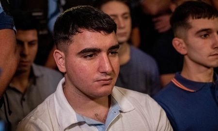 “Lo que quería decir ya lo dije, quiero adelantar que no voy a contestar ninguna pregunta”, advirtió Pertossi, que no respondió las consultas de la Fiscalía. “Lo que quería decir ya lo dije, quiero adelantar que no voy a contestar ninguna pregunta”, advirtió Pertossi, que no respondió las consultas de la Fiscalía.