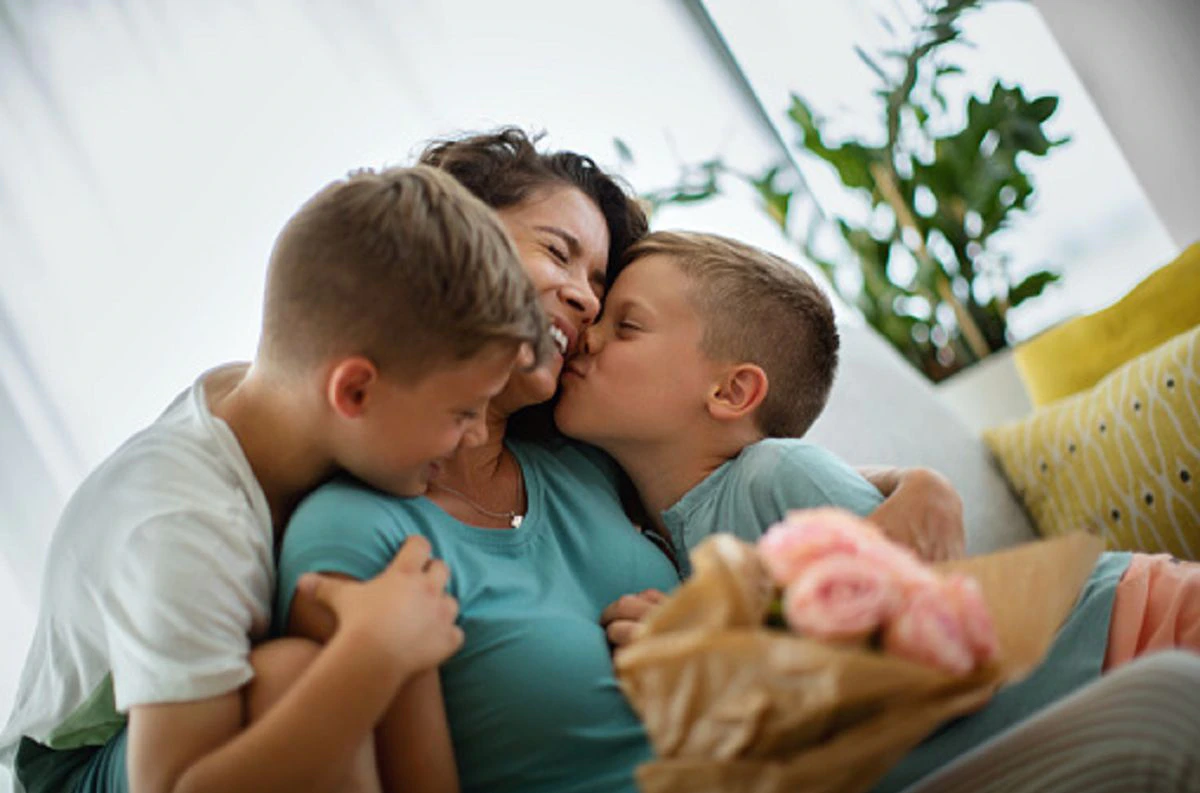 Todos los años el Día de la Madre es una fecha muy celebrada en la Argentina ya que las familias suelen reunirse para compartir un momento con las mujeres que hayan sido madres.